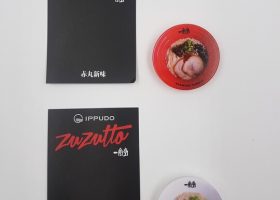 Ippudo Extendable phone holder 2