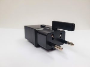 World Smallest Travel Adaptor WIth Auto Reset Fuse 1 scaled