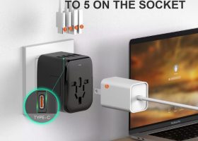 Dual Type C 20 Watt Travel Adaptor 3