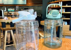 Extra Large 1900ml Tritan Bottle Picture95