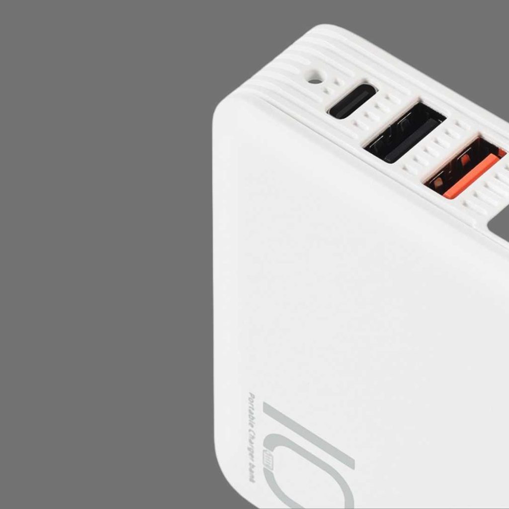 Fast Charging 10000mah Powerbank With International Wall Plug 9