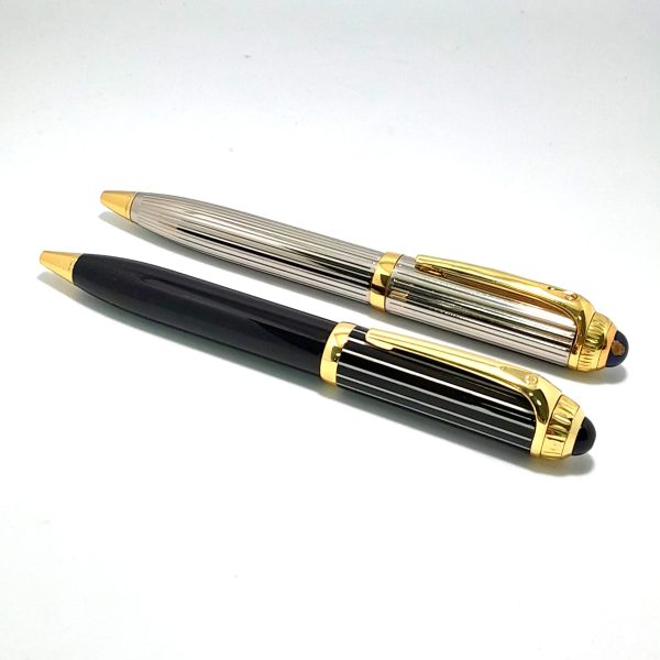 Thick Curved Clip Twist Pen
