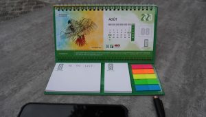Custom Printed Trifold Calendar Post it Set 8