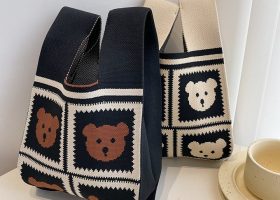 Knitted Cross Tote Bag 5