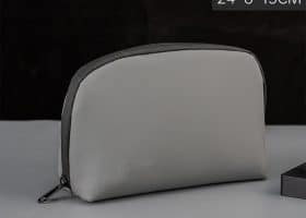 expandable lightweight pouch bag