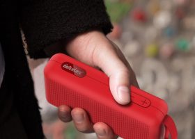FO Colour Wireless Speaker 2