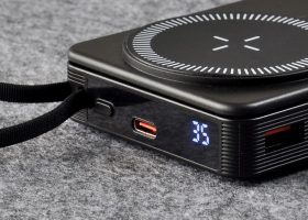 Flip Out Wireless Charger 5000mah Powerbank 5