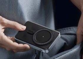 Flip Stand Aluminium 10000mah Wireless Powerbank 4