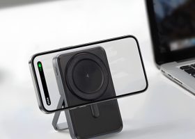 Flip Stand Aluminium 10000mah Wireless Powerbank 5