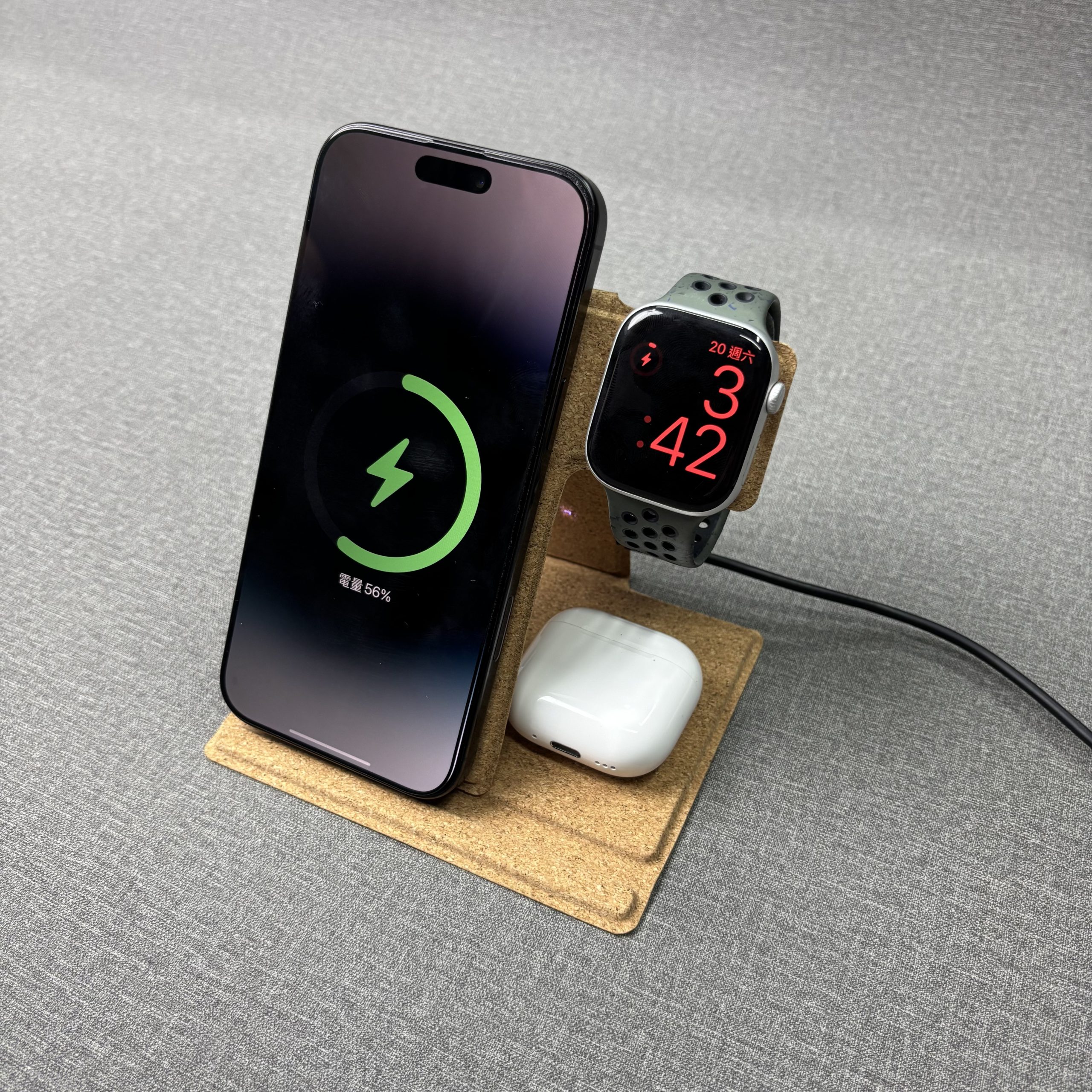 3 Way Foldable Eco Smart Wireless Charger - Image 9